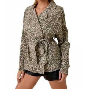 NEW SUNDAY EDITION leopard printed double breasted short trench coat in cream-ch